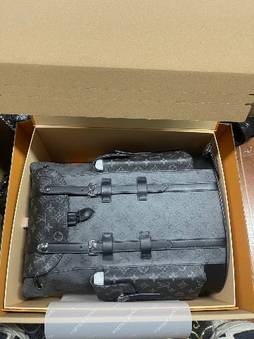 LV包包实拍第 6 张实拍