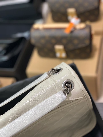YSL包包实拍第 8 张实拍