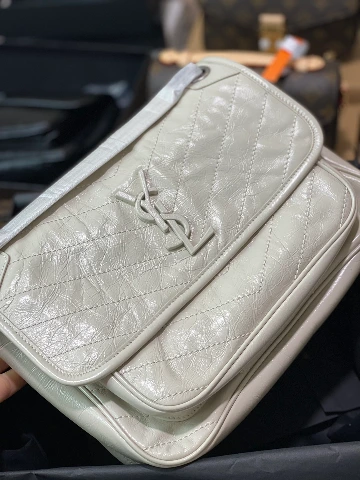 YSL包包实拍第 4 张实拍