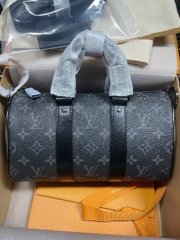 LV包包实拍第 4 张实拍