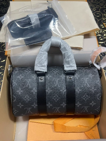 LV包包实拍