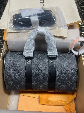 LV包包实拍第 5 张实拍