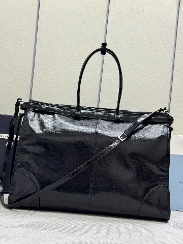 Prada包包发货实拍第 8 张实拍