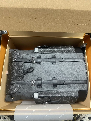 LV包包实拍第 4 张实拍